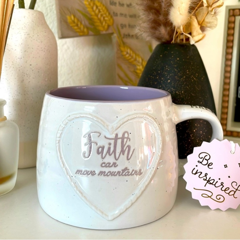 NWT Inspirational “Faith Can Move Mountains” Large White Mug With Heart Design
